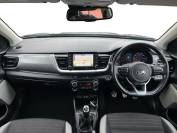 KIA STONIC 2018 (18)