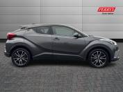 TOYOTA C-HR 2017 (17)