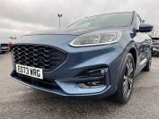 FORD KUGA 2023 (73)