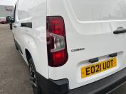 VAUXHALL COMBO CARGO 2021 (21)