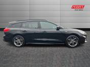 FORD FOCUS 2021 (71)