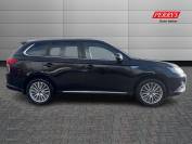 MITSUBISHI OUTLANDER 2018 (68)