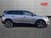 PEUGEOT 5008 2021 (71)