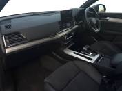 AUDI Q5 2021 (70)