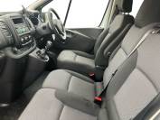 RENAULT TRAFIC 2021 (21)