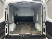 RENAULT TRAFIC 2021 (21)