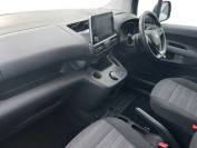 VAUXHALL COMBO-LIFE 2021 (21)