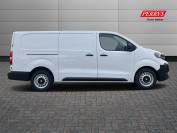 VAUXHALL VIVARO 2024 (24)