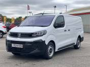 VAUXHALL VIVARO 2024 (24)