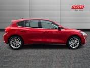 FORD FOCUS 2021 (21)