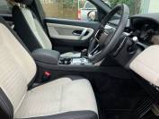 LAND ROVER DISCOVERY SPORT 2022 (22)