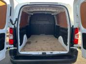 VAUXHALL COMBO CARGO 2021 (21)