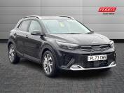 KIA STONIC 2023 (73)