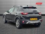 KIA STONIC 2023 (73)