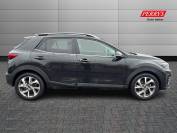 KIA STONIC 2023 (73)