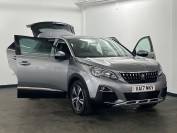 PEUGEOT 3008 2017 (17)