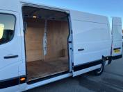 RENAULT MASTER 2020 (70)