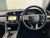 HONDA CIVIC 2019 (19)