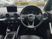 AUDI Q2 2017 