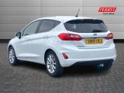 FORD FIESTA 2019 (19)