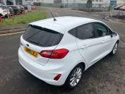 FORD FIESTA 2019 (19)