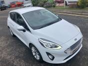 FORD FIESTA 2019 (19)