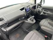 VAUXHALL COMBO-LIFE 2021 (21)