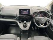 VAUXHALL COMBO-LIFE 2021 (21)