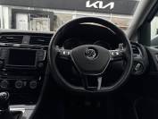 VOLKSWAGEN GOLF 2016 (65)