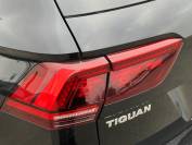 VOLKSWAGEN TIGUAN 2020 (20)