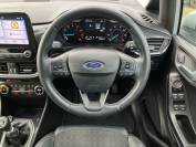 FORD FIESTA 2019 (19)