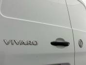 VAUXHALL VIVARO 2022 (22)