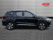 MG ZS 2021 (21)