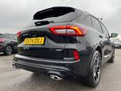 FORD KUGA 2024 (74)