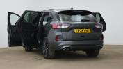 FORD KUGA 2024 (24)