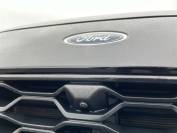 FORD KUGA 2023 (73)