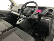 VAUXHALL VIVARO 2025 (74)