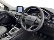 FORD KUGA 2024 (73)