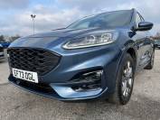 FORD KUGA 2023 (73)