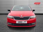 SKODA RAPID SPACEBACK 2016 (16)