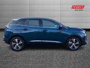 PEUGEOT 3008 2022 (22)