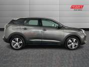 PEUGEOT 3008 2022 (22)