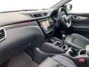 NISSAN QASHQAI 2018 (18)