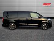 VAUXHALL VIVARO-LIFE 2022 (22)