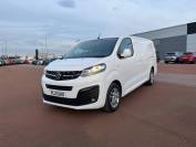 VAUXHALL VIVARO 2021 (21)