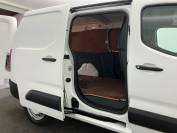 VAUXHALL COMBO CARGO 2021 (70)