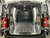 VAUXHALL VIVARO 2025 (74)