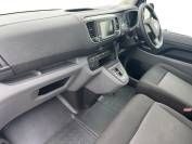 VAUXHALL VIVARO-LIFE 2021 (71)