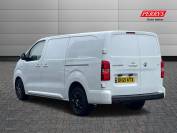 VAUXHALL VIVARO 2021 (21)