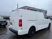 VAUXHALL VIVARO 2021 (21)